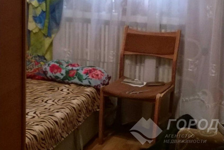 Продам 2-х кімнатну квартиру, Центральный рынок, Код: 217124/10