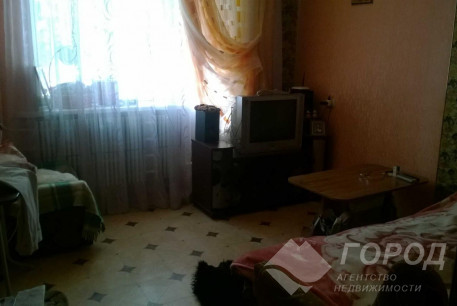 Продам 2-х кімнатну квартиру, Центральный рынок, Код: 217124/10