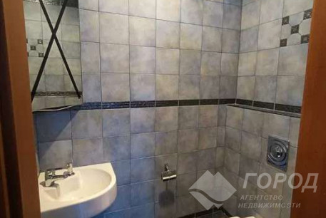 Сдам 4-х кімнатну квартиру, Центр, Ярослава Мудрого пл., Код: 224330/26