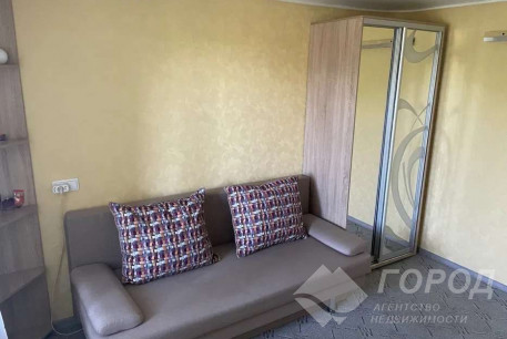 Продам 2-х кімнатну квартиру, Дергачевский р-н, Солоницевка пгт., Код: 228974/4