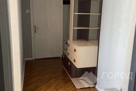 Продам 2-х кімнатну квартиру, Дергачевский р-н, Солоницевка пгт., Код: 228974/4