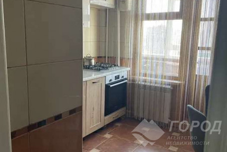 Продам 2-х кімнатну квартиру, Дергачевский р-н, Солоницевка пгт., Код: 228974/4