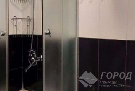 Продам гостинку, Центр, Код: 229273/11