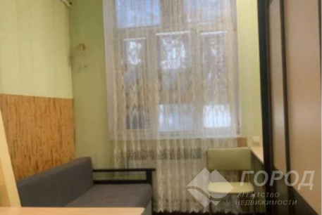 Продам гостинку, Центральный рынок, Код: 230187/80