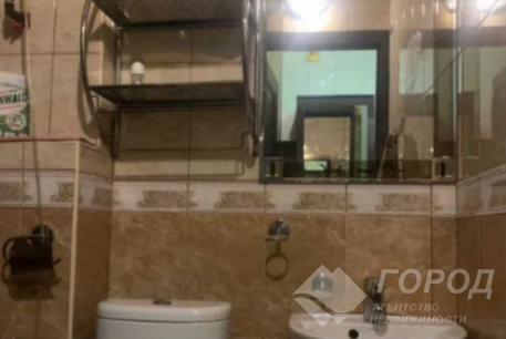 Продам гостинку, Центральный рынок, Код: 230187/80