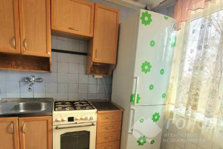 Продам 2-х кімнатну квартиру, ХТЗ, Код: 231776/56