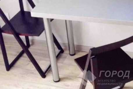 Продам гостинку, Центральный рынок, Код: 232504/136