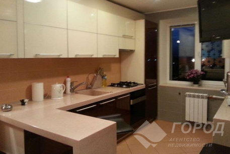 Сдам 3-х кімнатну квартиру, Пятихатки, Код: 233381/8