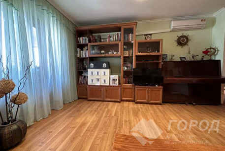 Продам 3-х кімнатну квартиру, Холодная Гора, Холодная Гора метро, Код: 233620/6