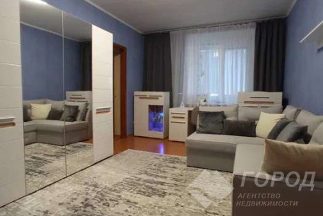 Продам 3-х кімнатну квартиру, Сосновая Горка, Научная метро, Код: 236190/144