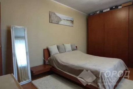 Продам 3-х кімнатну квартиру, Сосновая Горка, Научная метро, Код: 236190/144