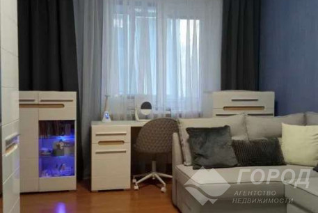 Продам 3-х кімнатну квартиру, Сосновая Горка, Научная метро, Код: 236190/144