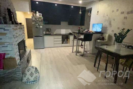 Продам 3-х кімнатну квартиру, Центральный рынок, Южный вокзал метро, Код: 237262/2