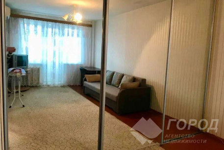 Продам 1-кімнатну квартиру, Новые дома, Армейская метро (Советской Армии), Код: 240396/7