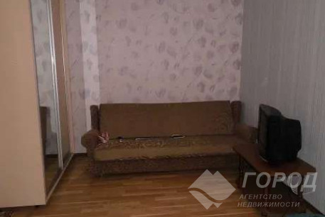 Продам 1-кімнатну квартиру, Гагарина проспект, Защитников Украины метро (Площадь Восстания), Код: 244289/16