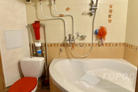 Продам 4-х кімнатну квартиру, Гагарина проспект, Остановка Державинская, Код: 246085/2