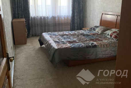 Продам 4-х кімнатну квартиру, Салтовка, 522 м/р, Код: 248323/6