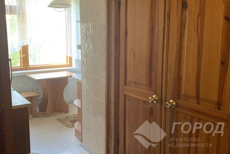 Продам 4-х кімнатну квартиру, Салтовка, 522 м/р, Код: 248323/6