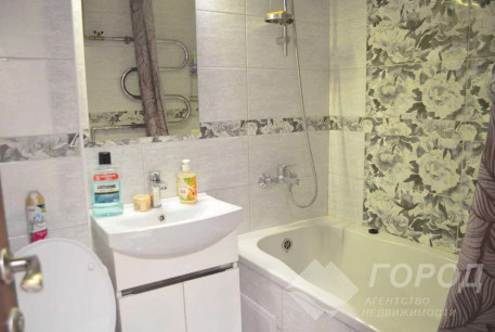 Продам 2-х кімнатну квартиру, Новые дома, Армейская метро (Советской Армии), Код: 252108/7