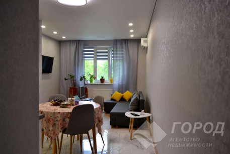 Продам 2-х кімнатну квартиру, Алексеевка, Победа метро, Код: 252336/9