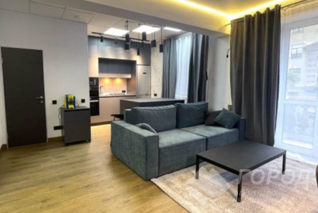 Продам 2-х кімнатну квартиру, Центр, Код: 257306/84