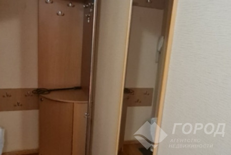 Продам 1-кімнатну квартиру, Сосновая Горка, Научная метро, Код: 262730/34