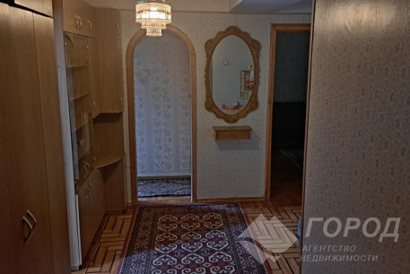 Продам 2-х кімнатну квартиру, Сосновая Горка, Код: 264679/70