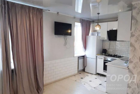 Продам 1-кімнатну квартиру, Центр, Площадь Конституции метро (Советская), Код: 266616/20