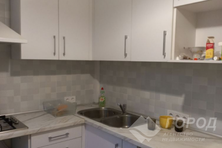 Продам 2-х кімнатну квартиру, Центр, Код: 274049/14