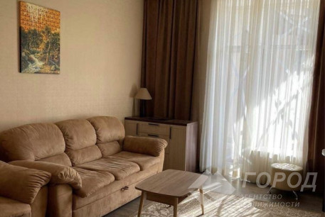 Продам 2-х кімнатну квартиру, Центр, Код: 281826/16