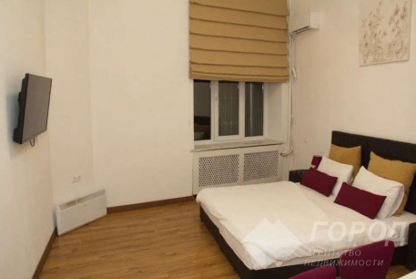 Сдам 4-х кімнатну квартиру, Центр, Площадь Конституции метро (Советская), Код: 288190/5