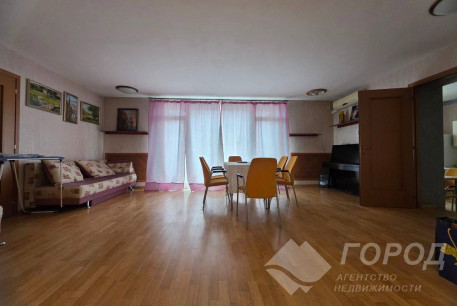 Продам 4-х кімнатну квартиру, Центр, Университет метро, Код: 295445/54