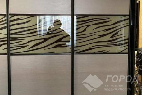 Продам 2-х кімнатну квартиру, Центр, Код: 298806/11