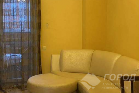 Продам 2-х кімнатну квартиру, Центр, Код: 298806/11