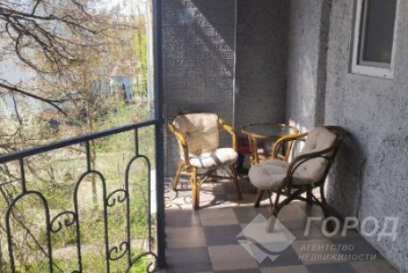 Продам 3-х кімнатну квартиру, Центр, Код: 298806/45