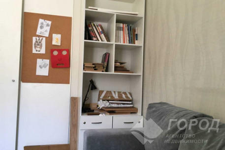 Продам 1-кімнатну квартиру, Центр, Код: 310761/7