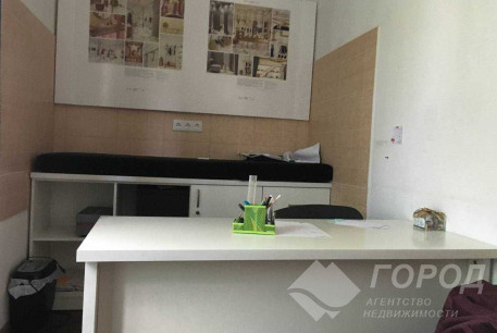 Продам 1-кімнатну квартиру, Центр, Код: 310761/7