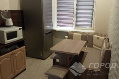 Продам 2-х кімнатну квартиру, Центр, Код: 314541/73