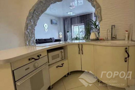 Продам 3-х кімнатну квартиру в новобудові, Сосновая Горка, Код: 317890/15