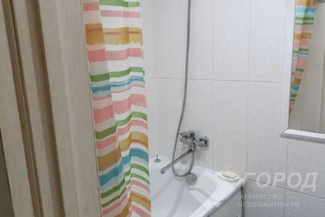 Сдам гостинку, Центральный рынок, Код: 320928/9