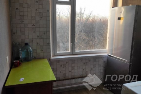 Продам 1-кімнатну квартиру, ХТЗ, Восточный (ХТЗ), Код: 324240/4