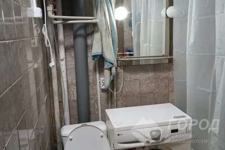 Сдам 2-х кімнатну малогабаритку, ХТЗ, ХТЗ метро, Код: 324543/8