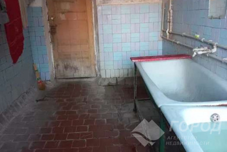 Продам гостинку, ХТЗ, Код: 327255/7