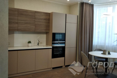 Продам 3-х кімнатну квартиру в новобудові, Центр, Сумской рынок, Код: 328901/19