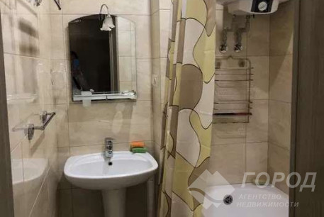 Сдам 2-х кімнатну квартиру, Центр, Код: 331226/7