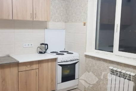 Продам 3-х кімнатну квартиру, Рогань, Код: 335662/40