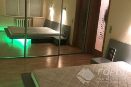 Сдам 3-х кімнатну квартиру, Центр, Код: 335667/13