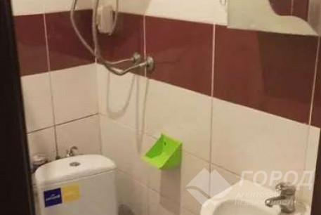 Сдам гостинку, Центральный рынок, Южный вокзал метро, Код: 336205/3