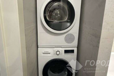 Продам 1-кімнатну квартиру, Новые дома, Маршала Жукова метро (Дворец спорта), Код: 339313/5