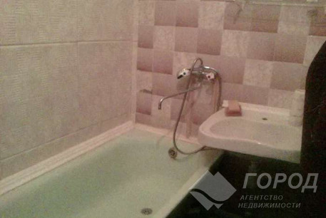 Сдам 1-кімнатну квартиру, Рогань, Код: 348103/7